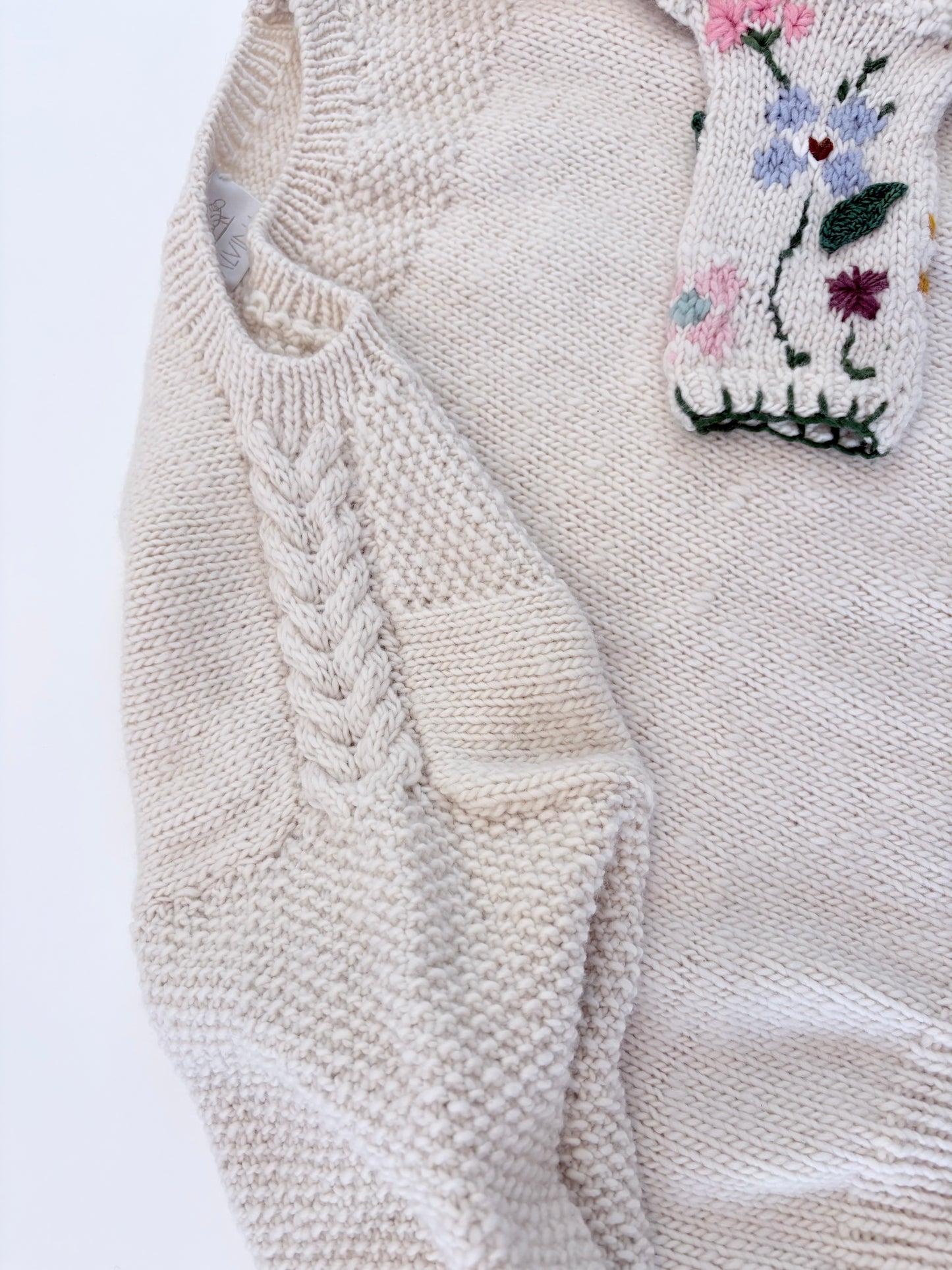 Sweater Liya
